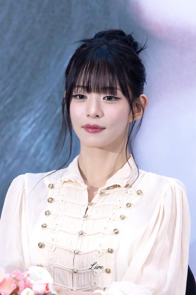 프로미스나인 이채영
