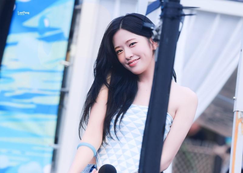 아이브 안유진