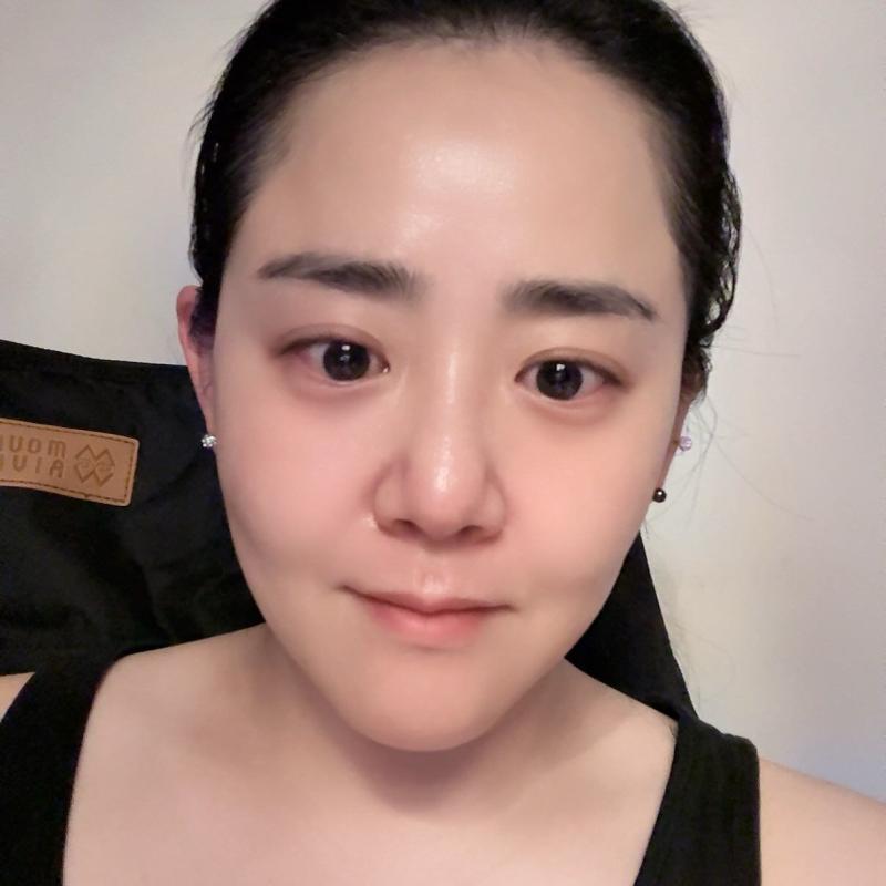 배우 문근영 인스타 업로드.jpg