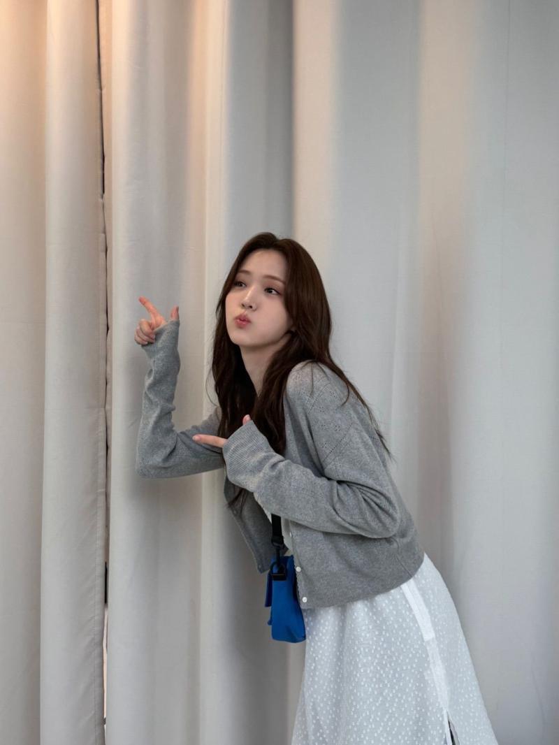 김지은