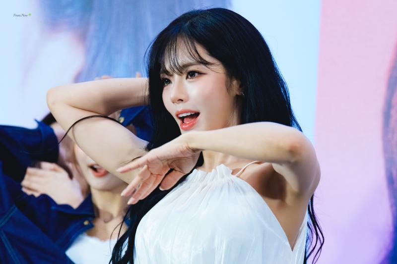 프로미스나인 박지원