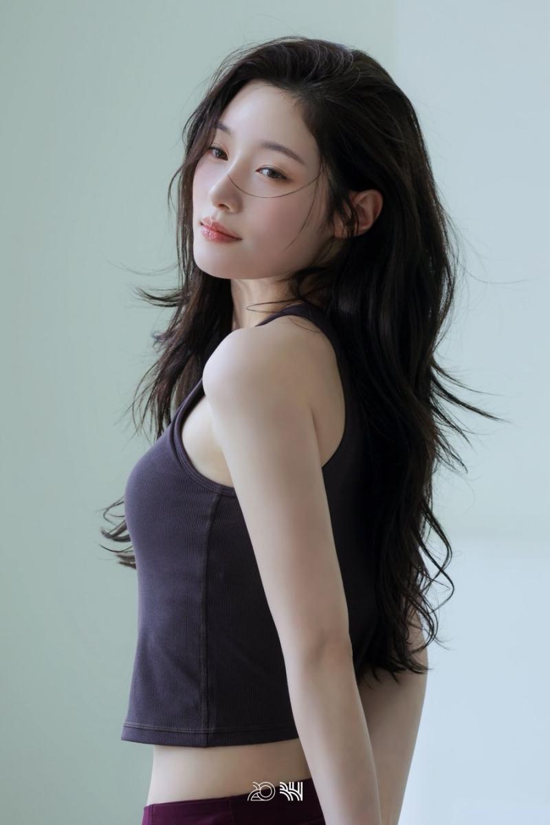 정채연 아이오아이 allure얼루어