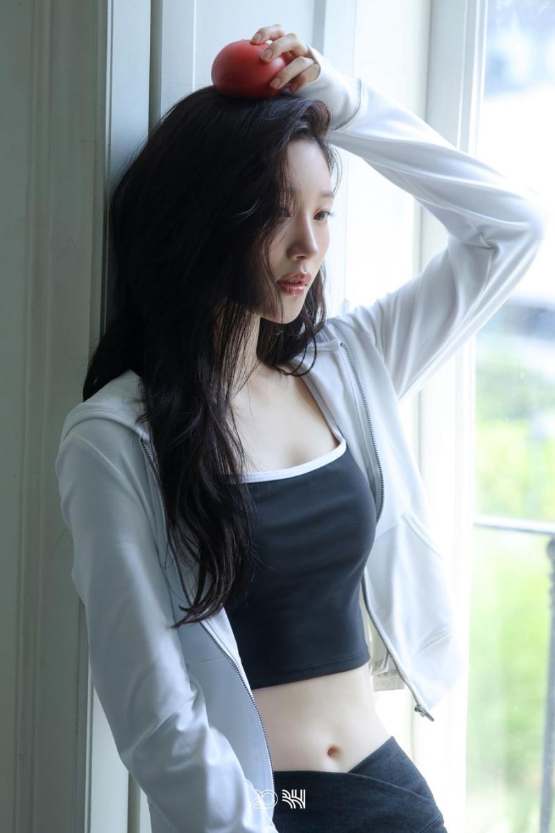 정채연 아이오아이 allure얼루어