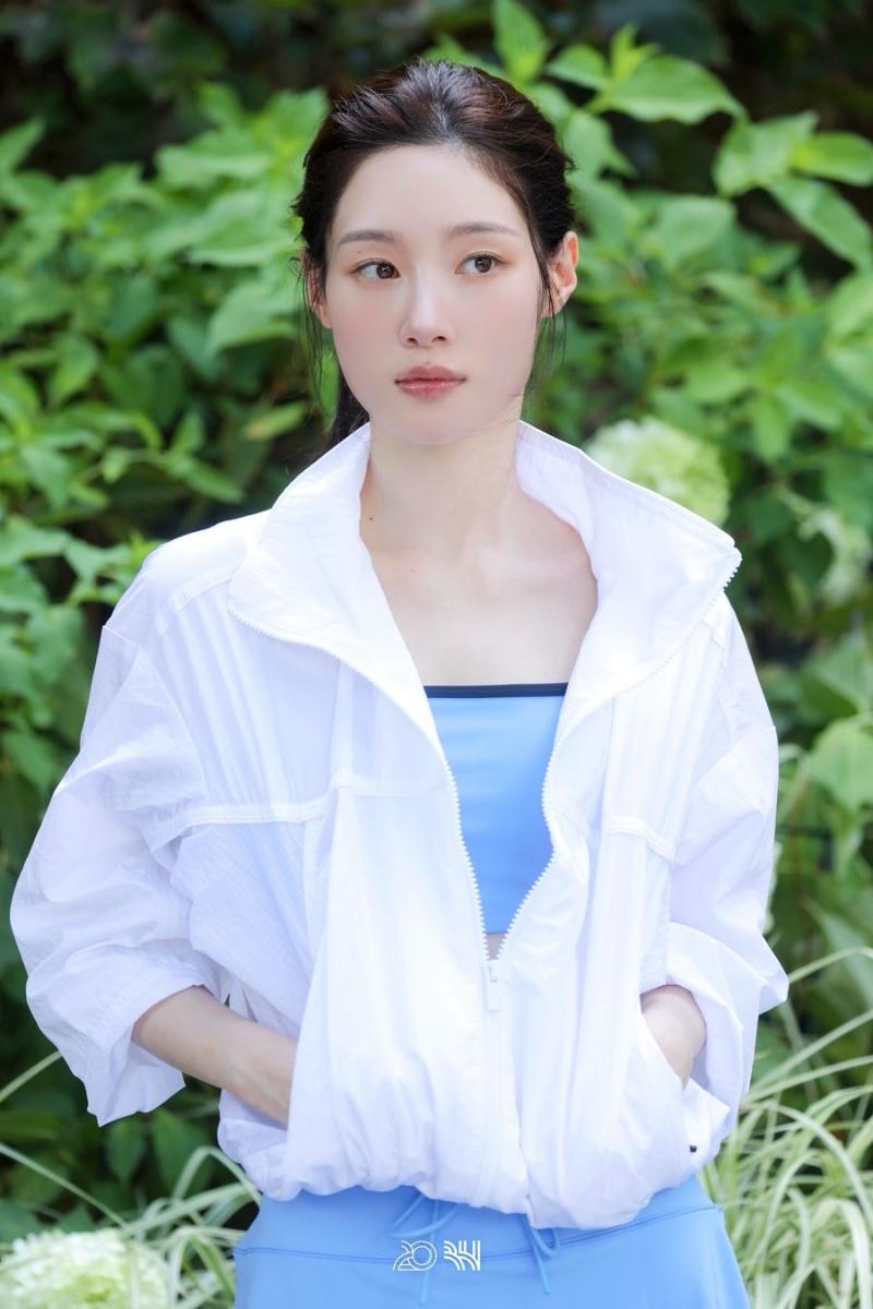 정채연 아이오아이 allure얼루어