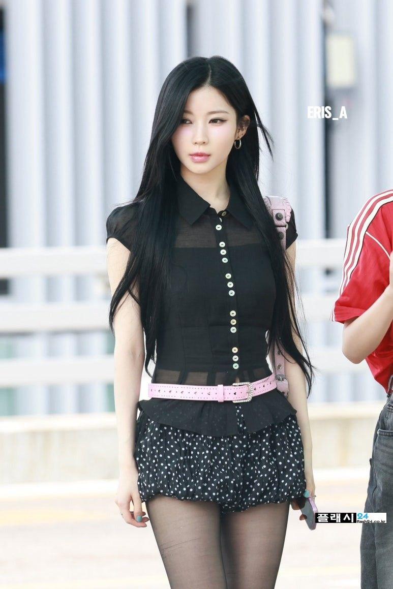 정채연 아이오아이 allure얼루어