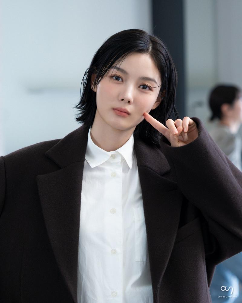 김유정 100일의거짓말/ CLANE클라네/ 찰스앤키스