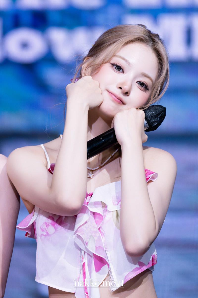 프로미스나인 이나경
