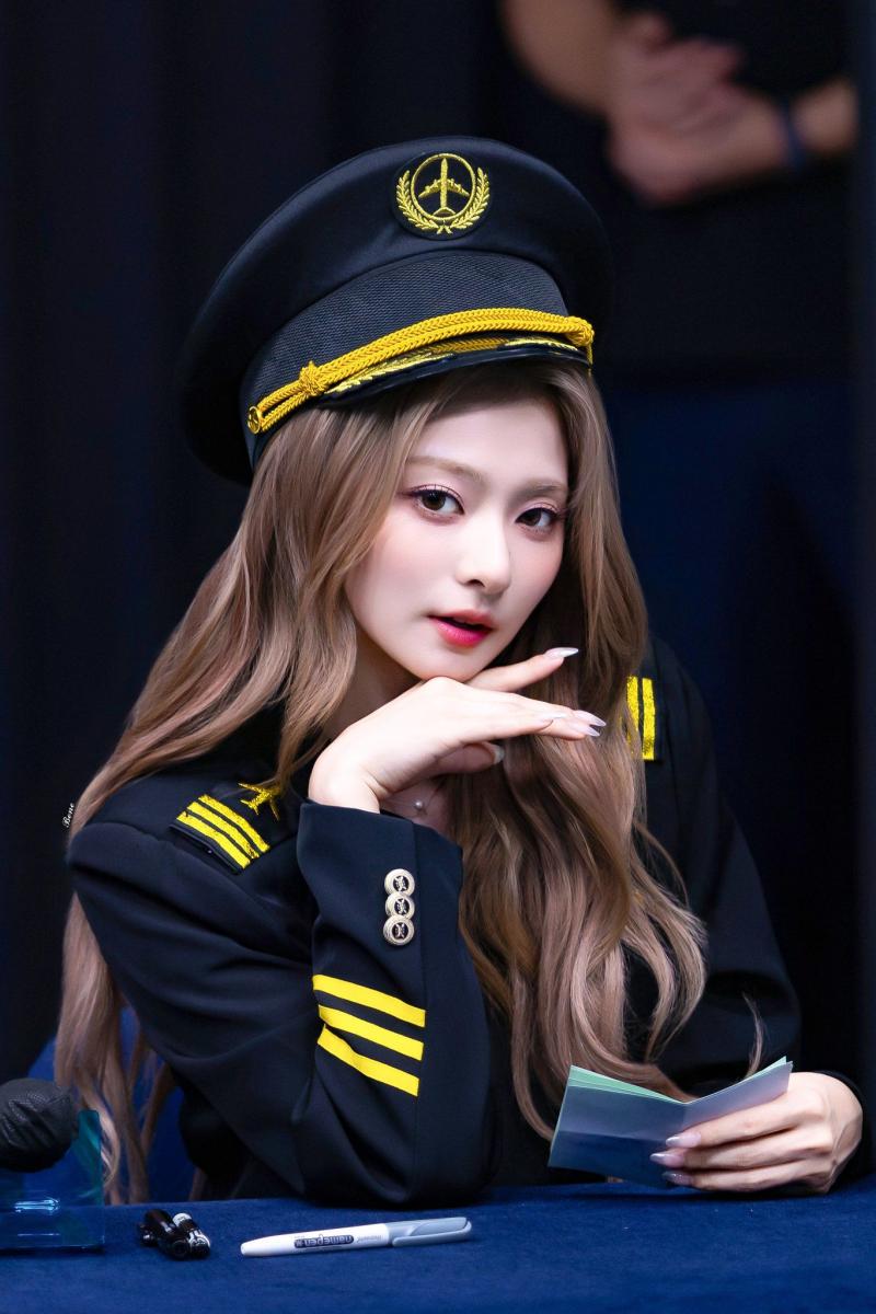 프로미스나인 이나경