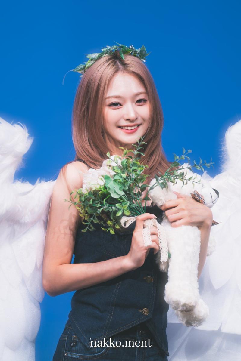 프로미스나인 이나경