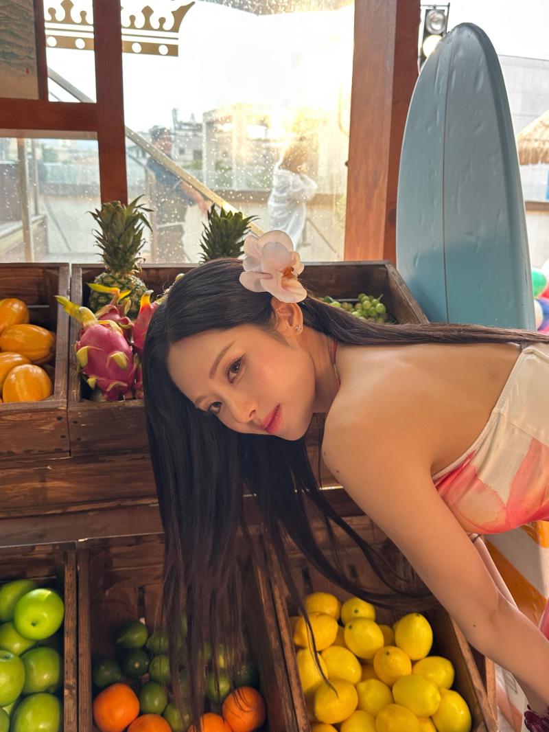 프로미스나인 박지원