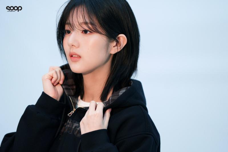 백지헌한테 또 당하는 이채영(프로미스나인)