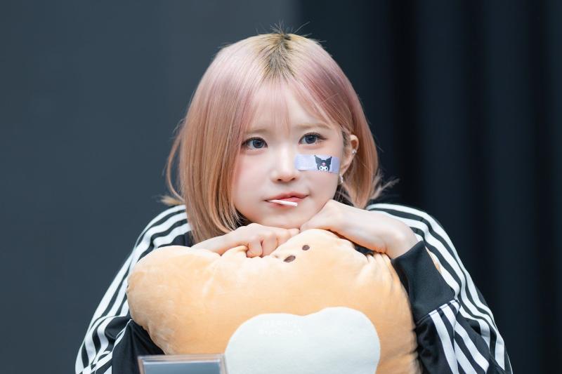 프로미스나인 송하영