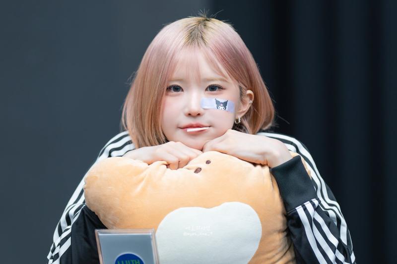 프로미스나인 송하영