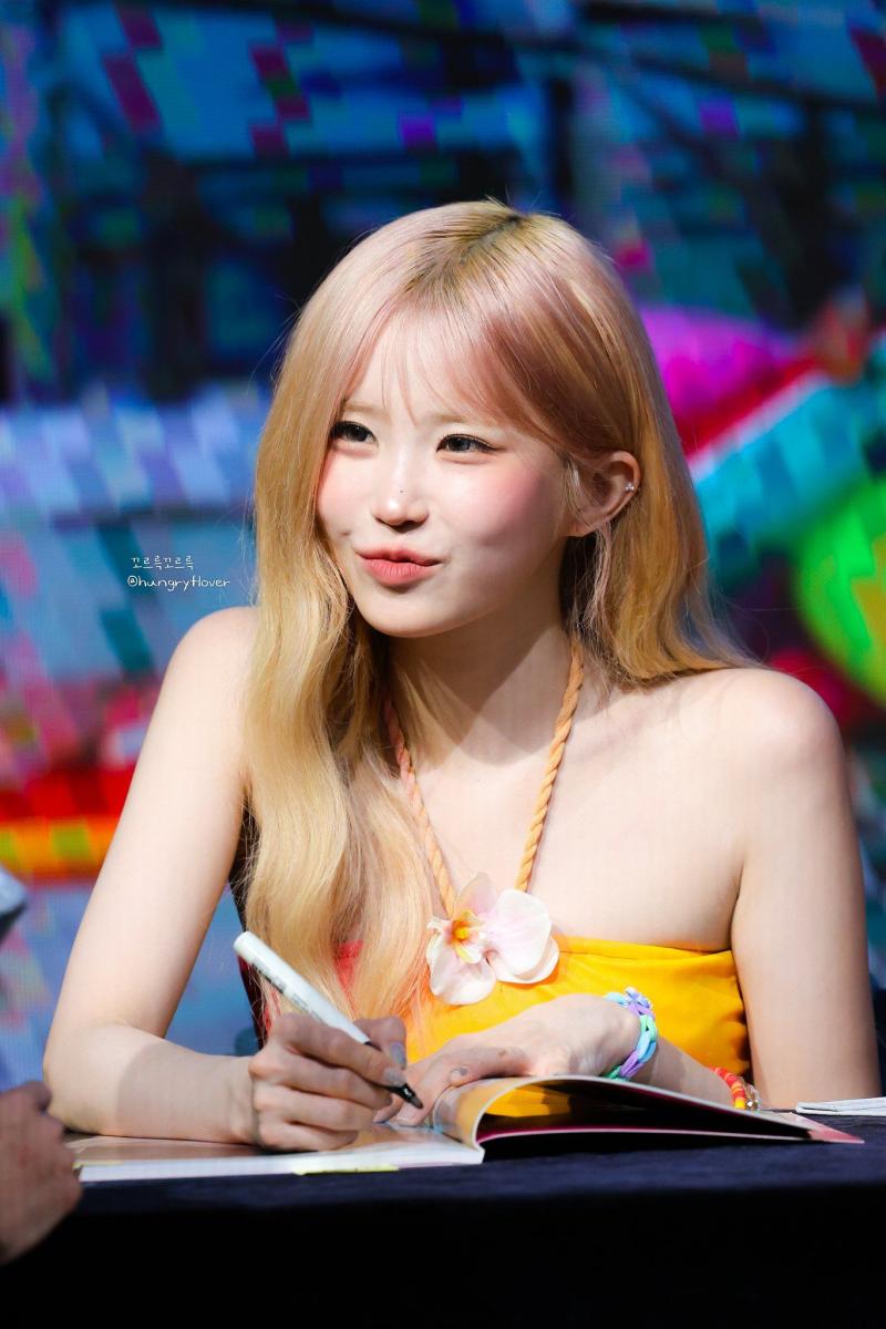 프로미스나인 송하영