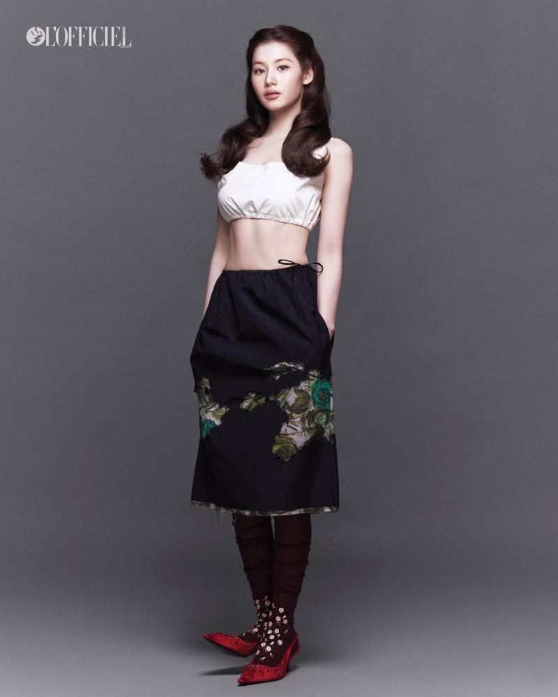 트와이스 사나 LOFFICIEL