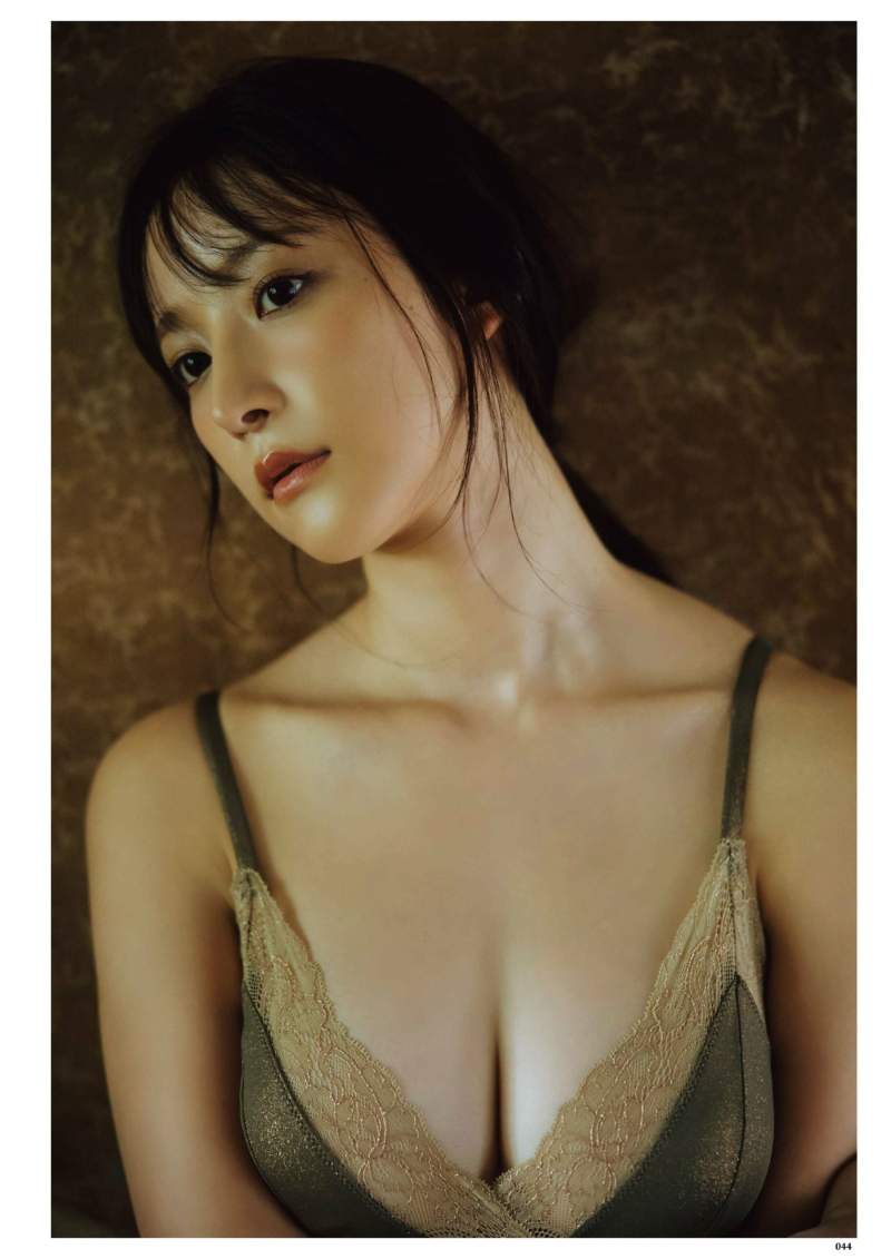 자연산 D컵 기상캐스터