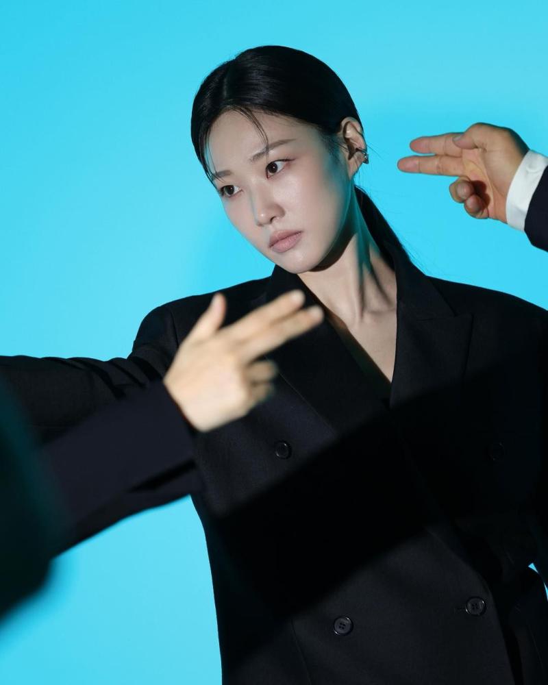 하윤경 더네이버 비하인드