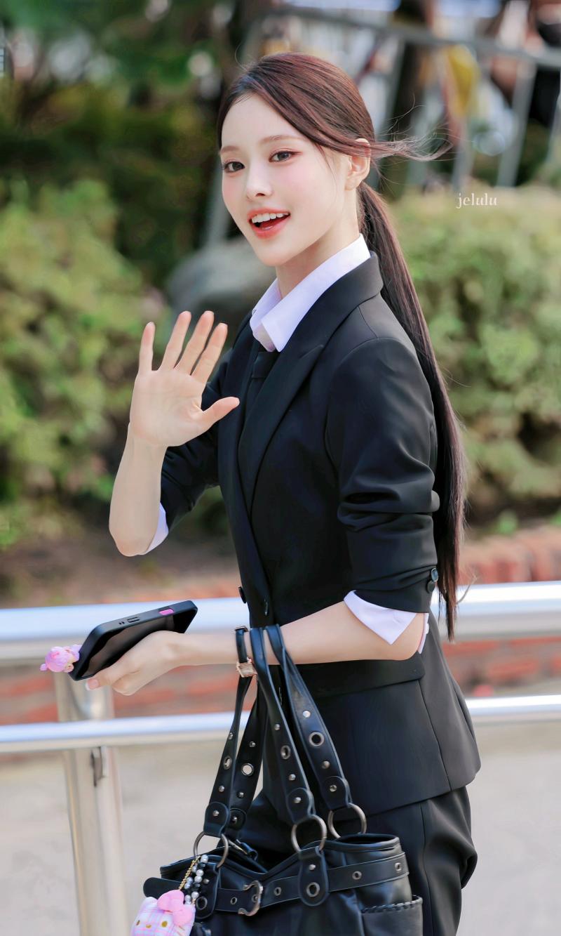 이즈나 방지민 260904