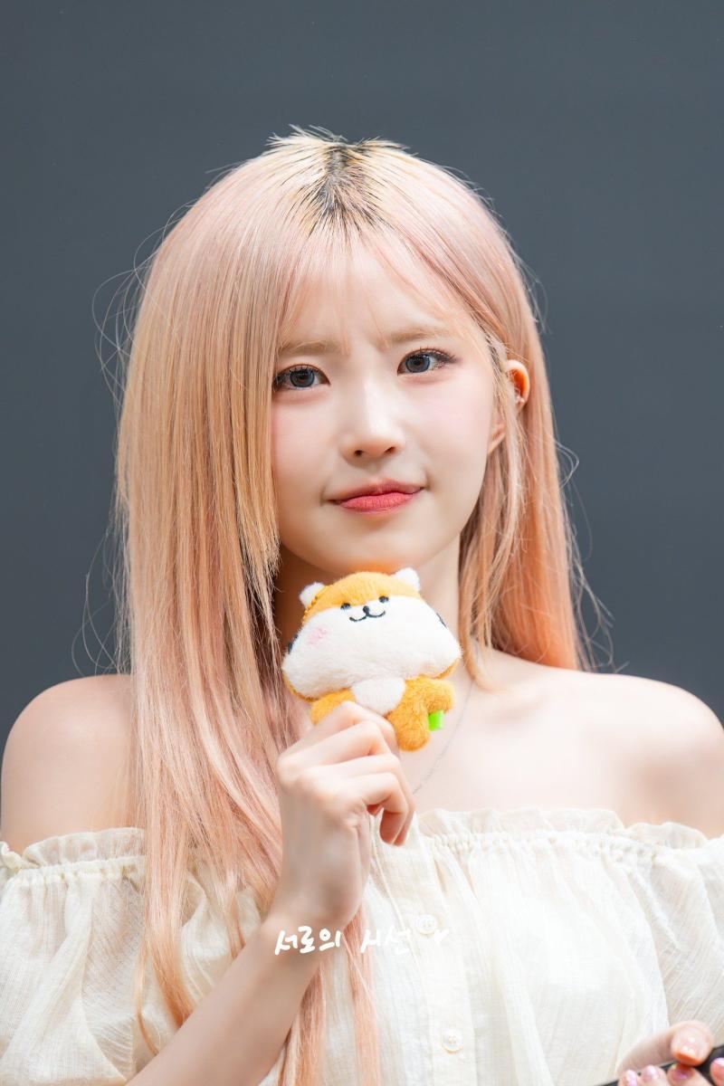 프로미스나인 송하영