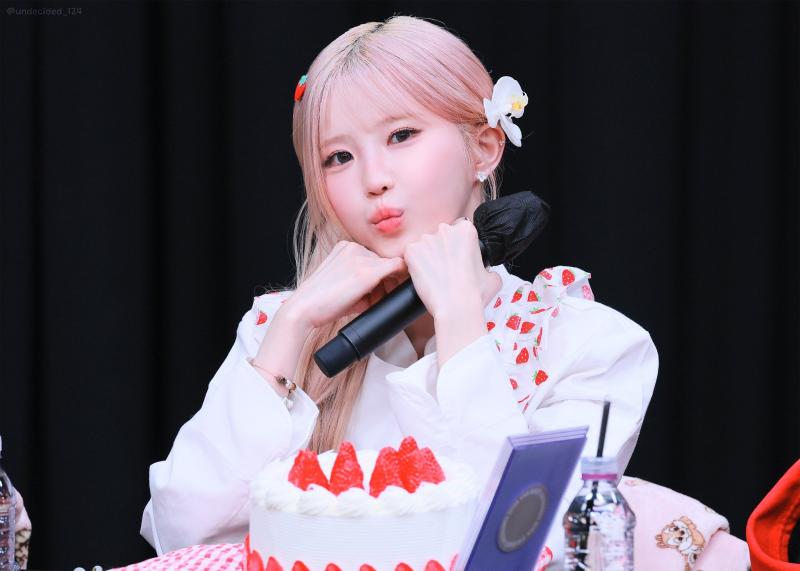 프로미스나인 송하영