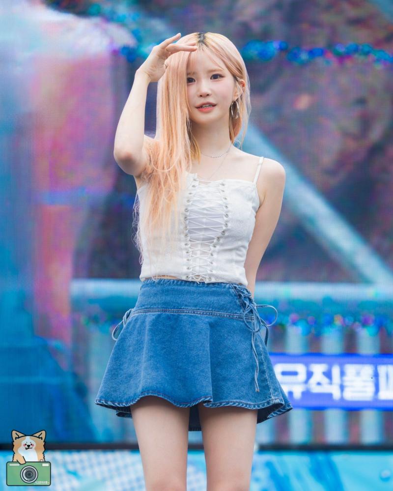 프로미스나인 송하영