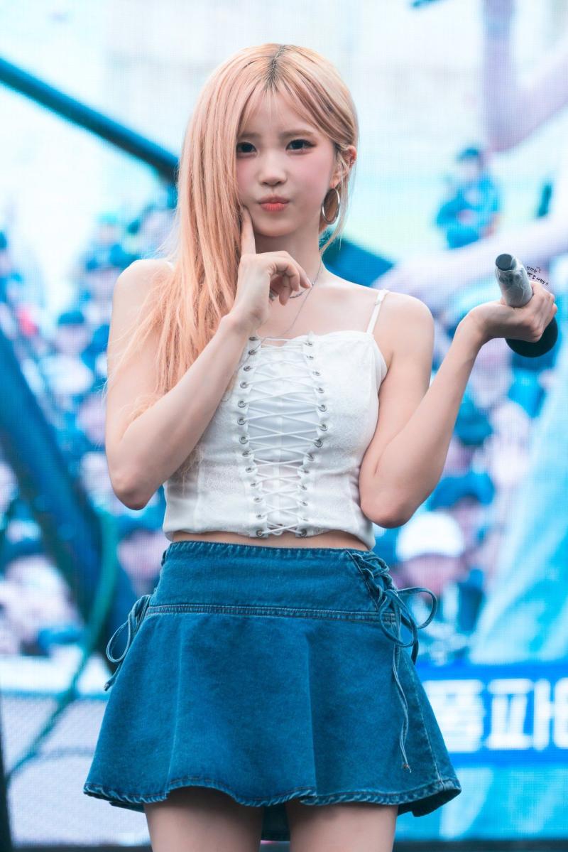 프로미스나인 송하영