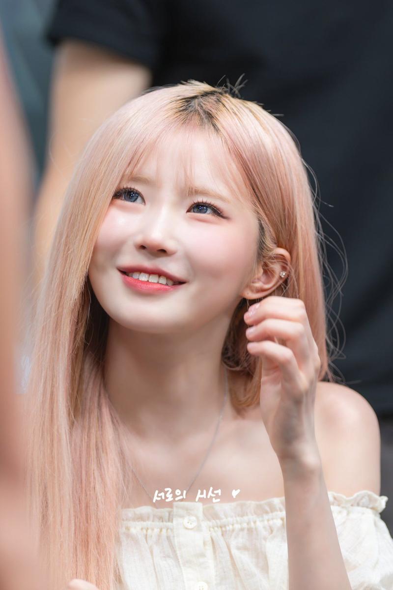 프로미스나인 송하영