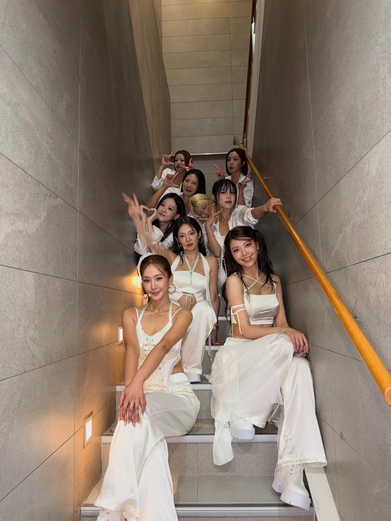 권유리 소녀시대 인별 with 효연 수영 효리수
