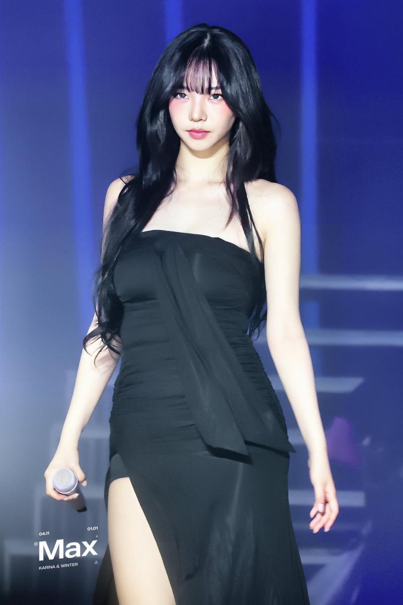 고은아 1년 전후 몸매 비교