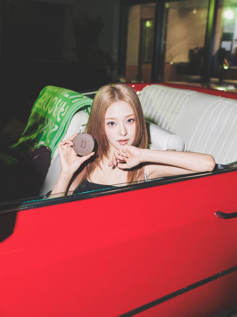 프로미스나인 이나경 백지헌