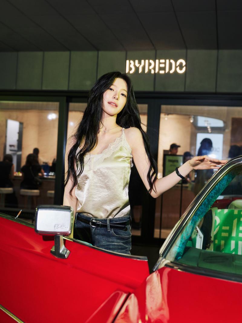 프로미스나인 이나경 백지헌