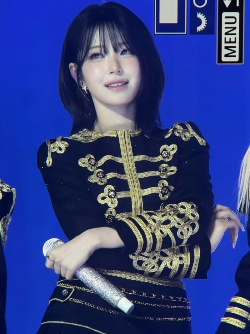 프로미스나인 백지헌