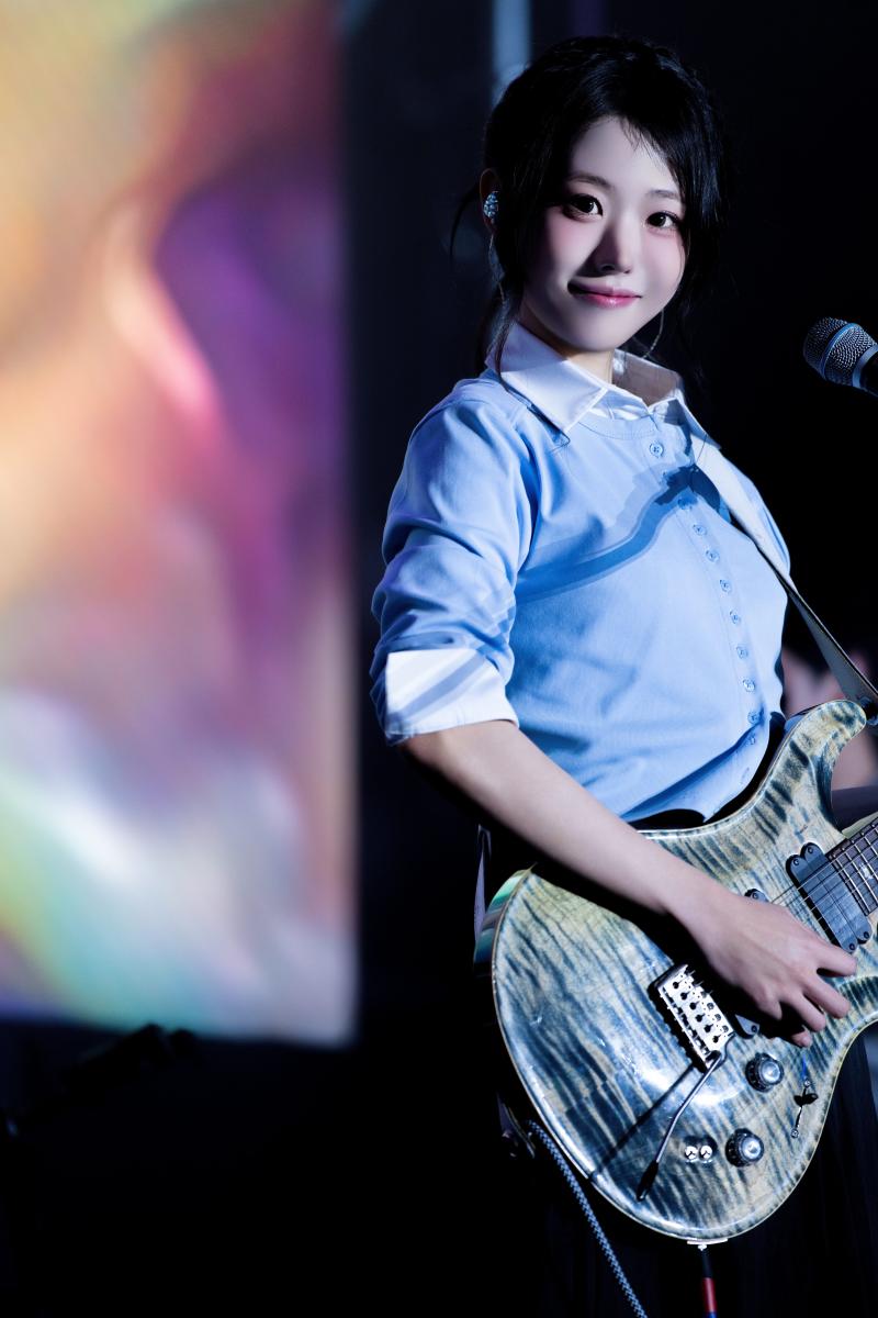 QWER 히나