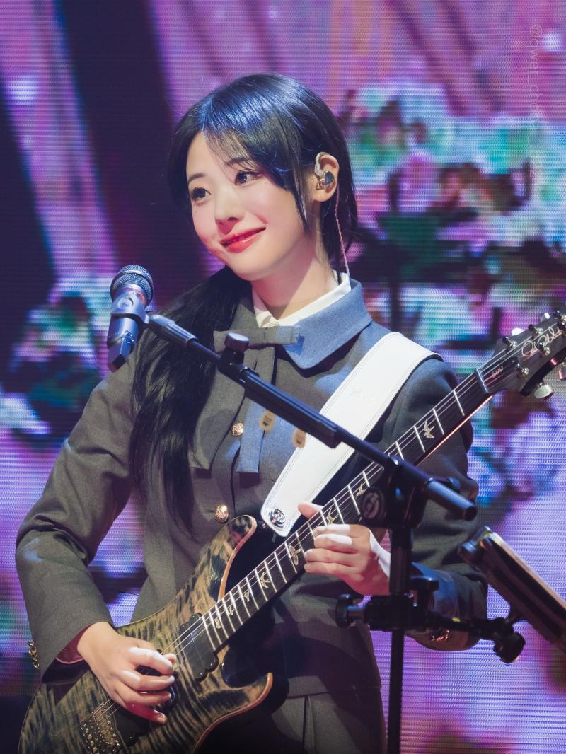 QWER 히나