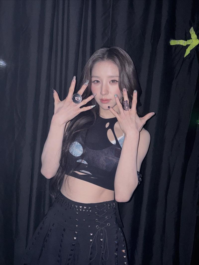 희진 ARTMS아르테미스 인별