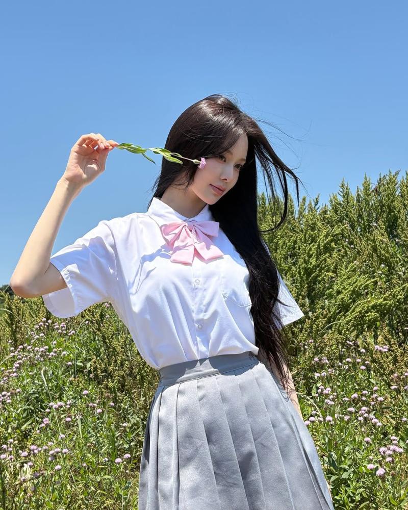 희진 ARTMS아르테미스 인별