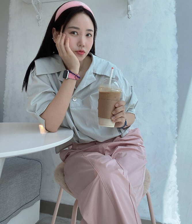 장새별 아나운서 시원시원한 기럭지