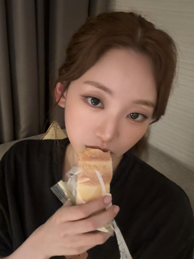 조이현 GU 26FW 등