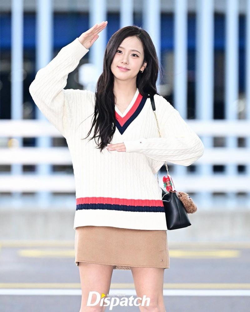 오늘자 뉴욕으로 출국하는 블랙핑크 지수