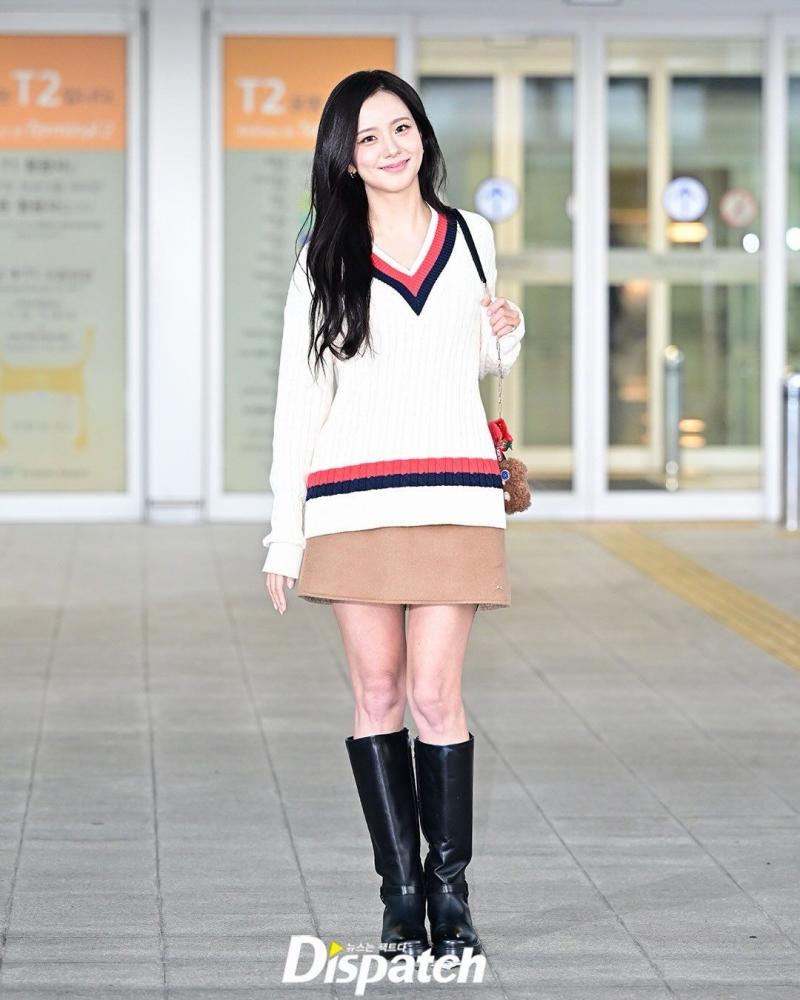 오늘자 뉴욕으로 출국하는 블랙핑크 지수