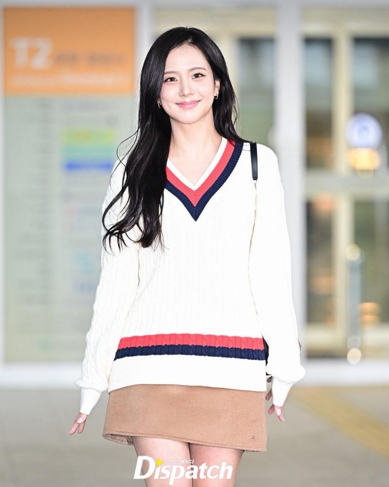 오늘자 뉴욕으로 출국하는 블랙핑크 지수
