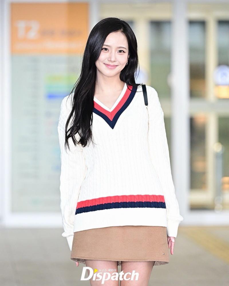 오늘자 뉴욕으로 출국하는 블랙핑크 지수