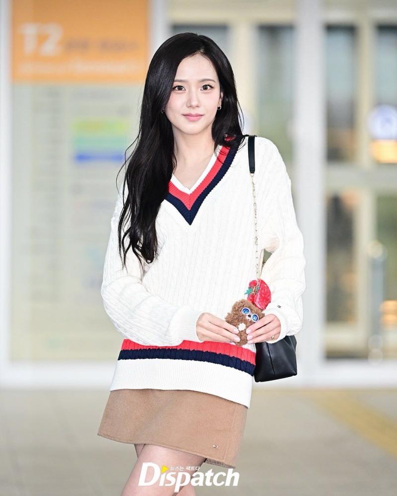 오늘자 뉴욕으로 출국하는 블랙핑크 지수
