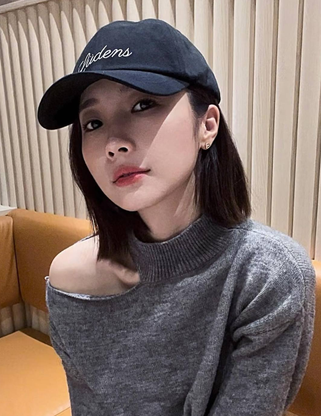 권민정 아나운서 오피스룩 여신