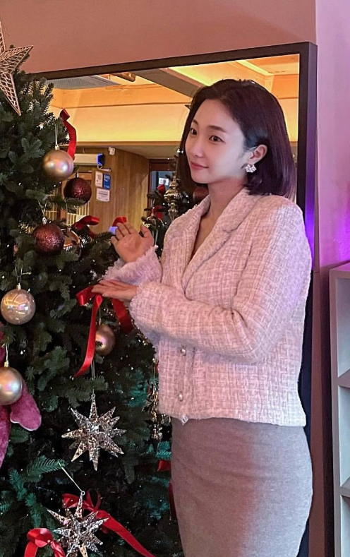 권민정 아나운서 오피스룩 여신