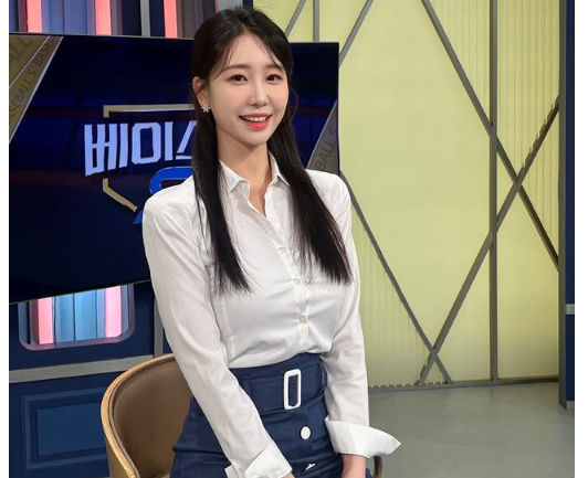 이지현 아나운서 은은한 슬랜더