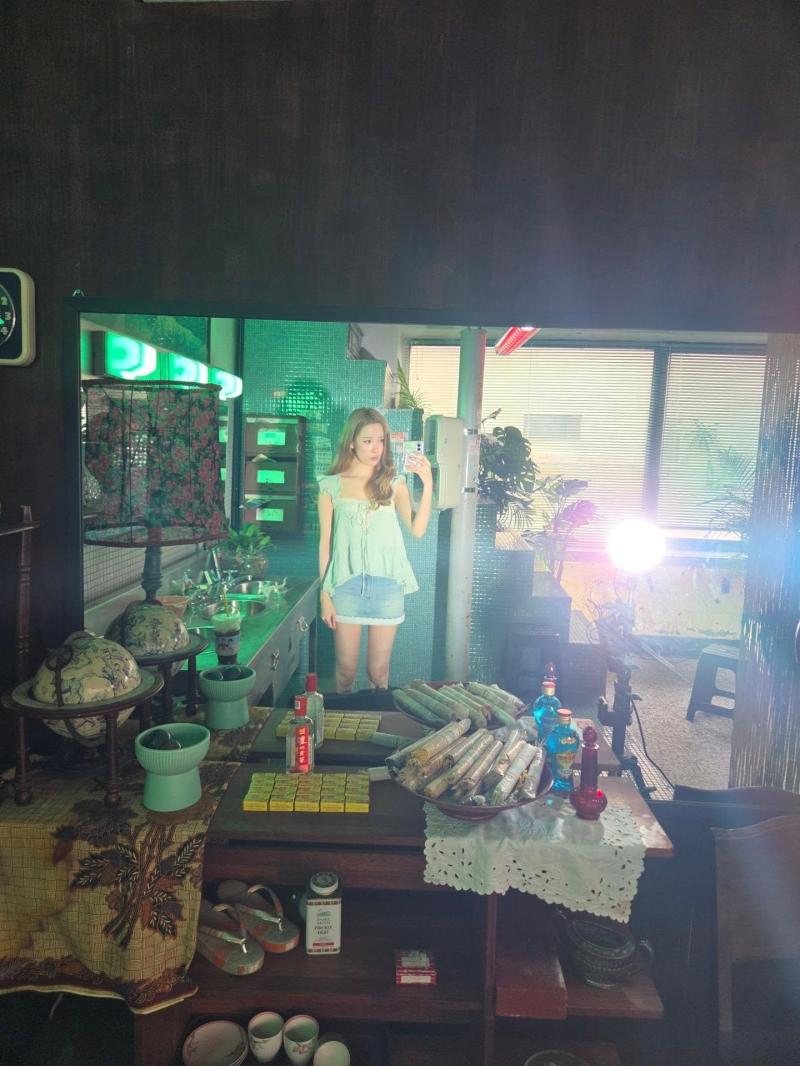선미 (SUNMI)