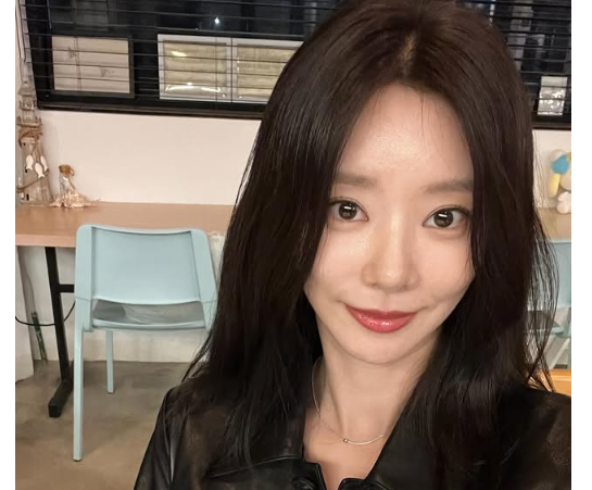 이주빈
