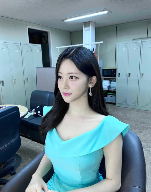 황지연 아나운서 너무 단아해