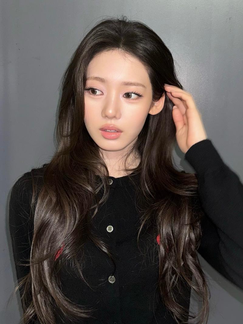 베이비몬스터 로라